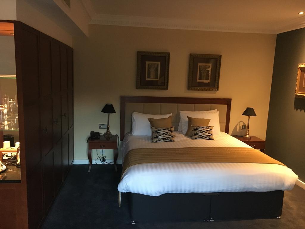 Wild Pheasant Hotel & Spa Llangollen Exterior foto