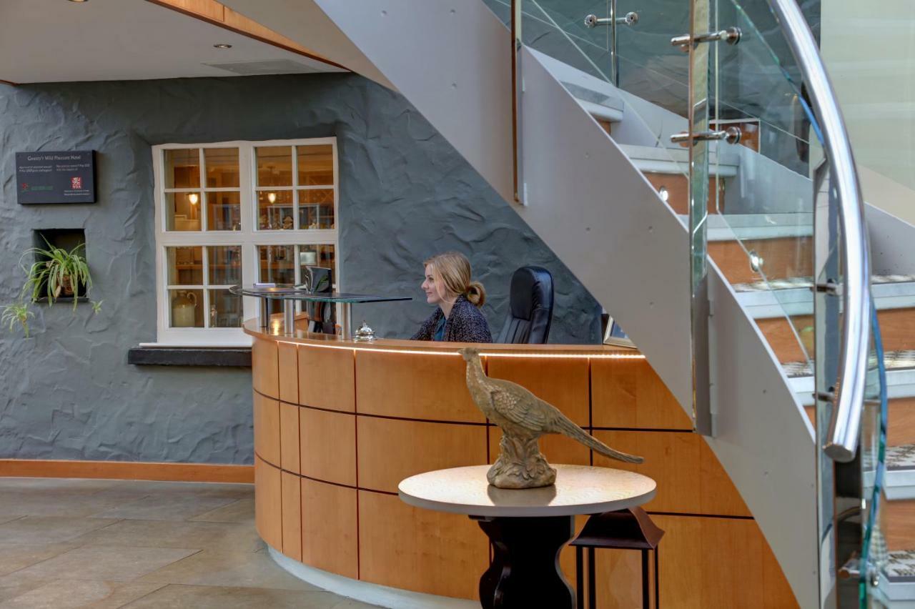 Wild Pheasant Hotel & Spa Llangollen Exterior foto